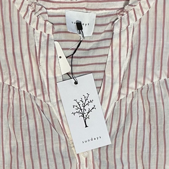 Sundays NWT Blush Stripe Blouse Size Small - Picture 4 of 4